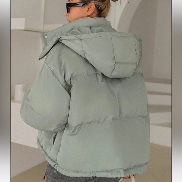 DAZY Drop Shoulder Drawstring Hem Hooded Puffer Coat - Picture 3 of 7